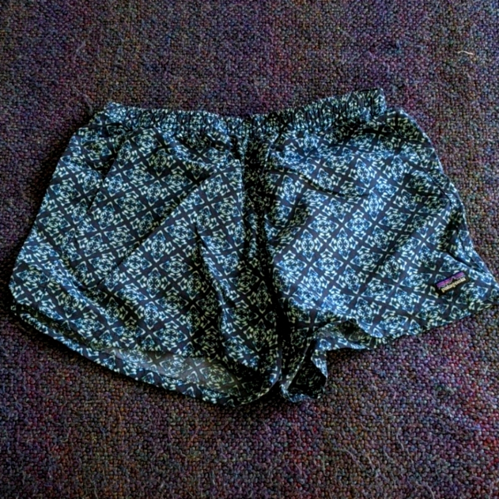 Patagonia baggy shorts